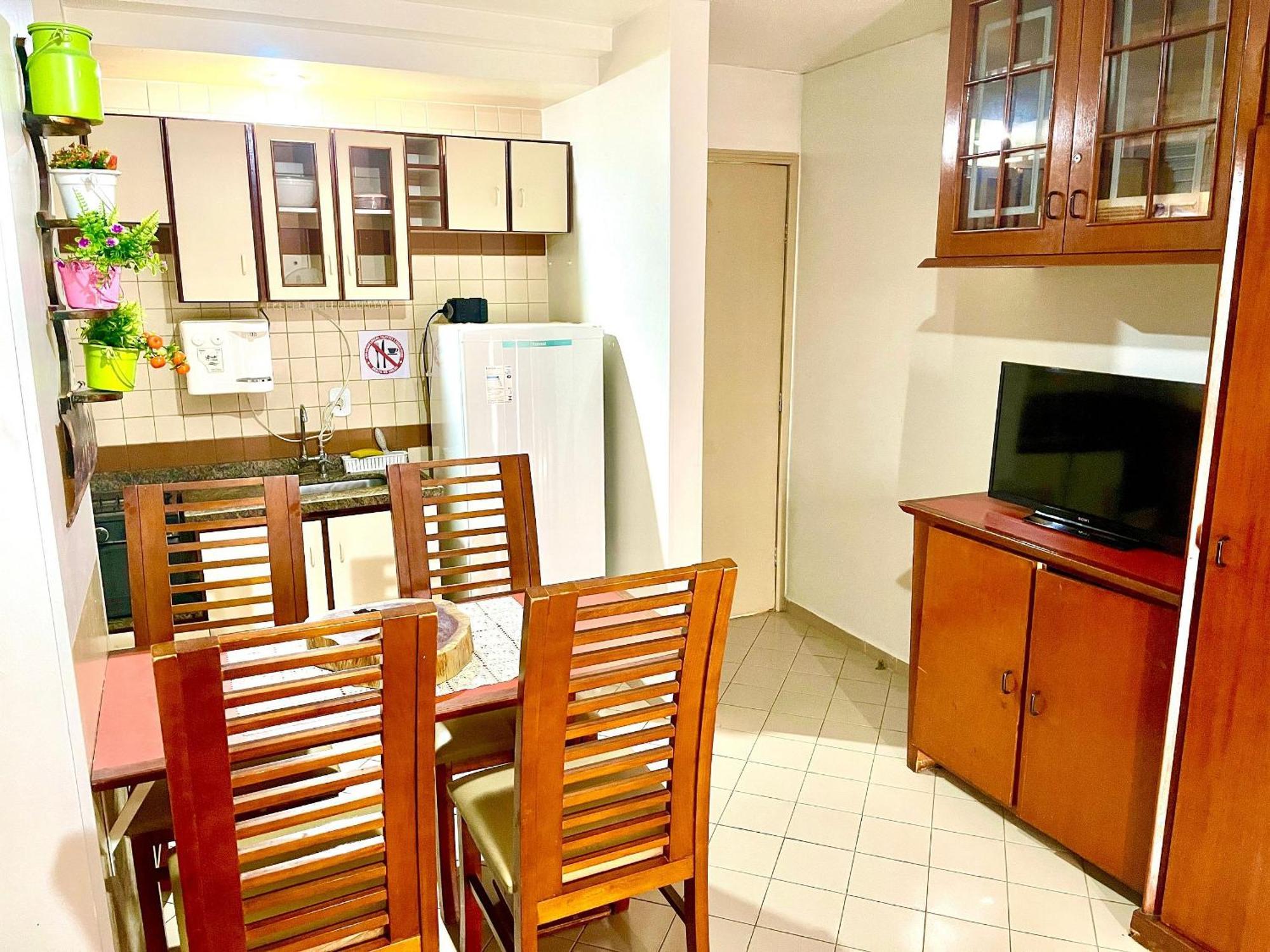 Casa de férias Eldorado Flat Em *